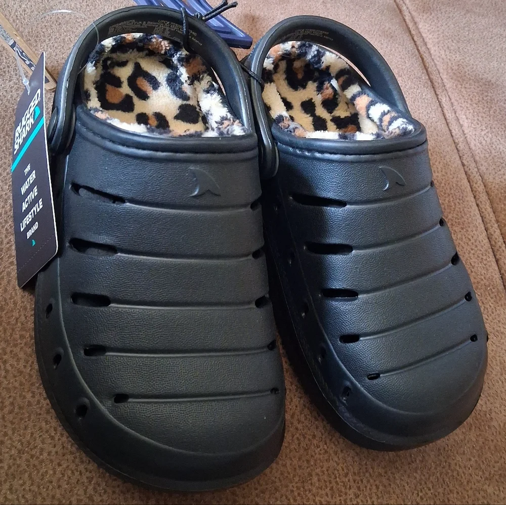 Rugged Shark Kids Black Slip-On Clog with Leopard Faux Fur Lining Size 9 Toddler